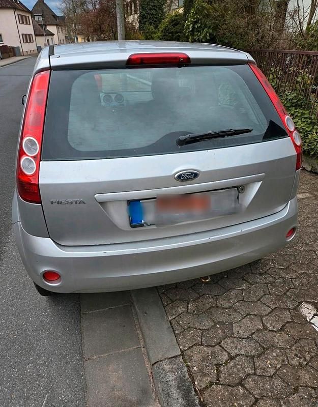 Gebraucht Ford Fiesta 80 PS (58 kW) 2006 Grau Kleinwagen