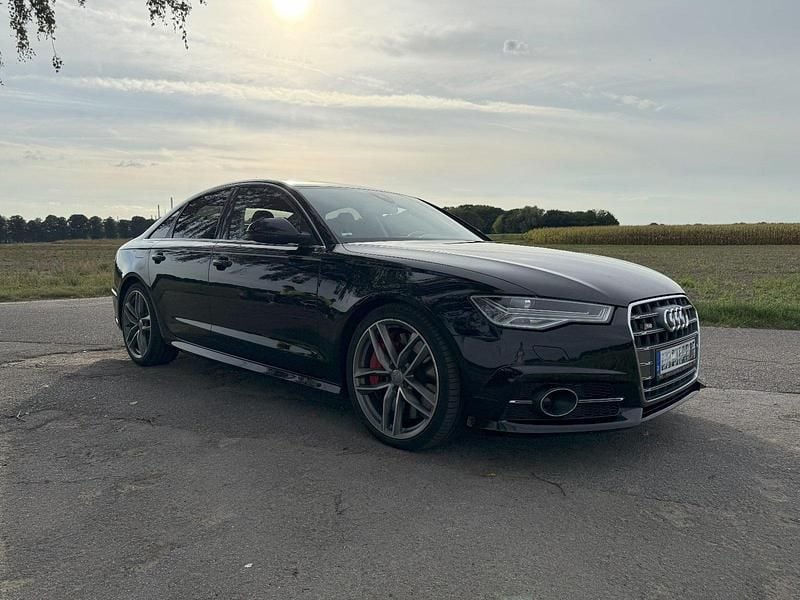 Schwarz Gebraucht 2017 Audi S6 Limousine | 37.000 € (Guter Preis) - Bild 1/4