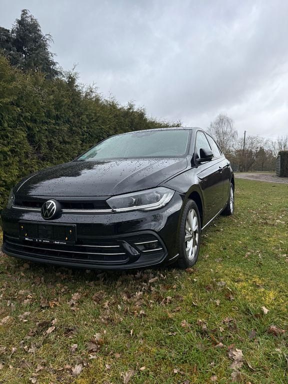 Gebraucht VW Polo Style 95 PS (69 kW) 2022 Schwarz Kleinwagen