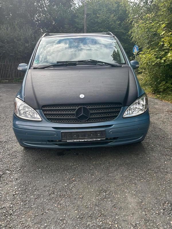 Blau Gebraucht 2006 Mercedes Viano Van / Kleinbus | 5.700 € (Superpreis) - Bild 1/4