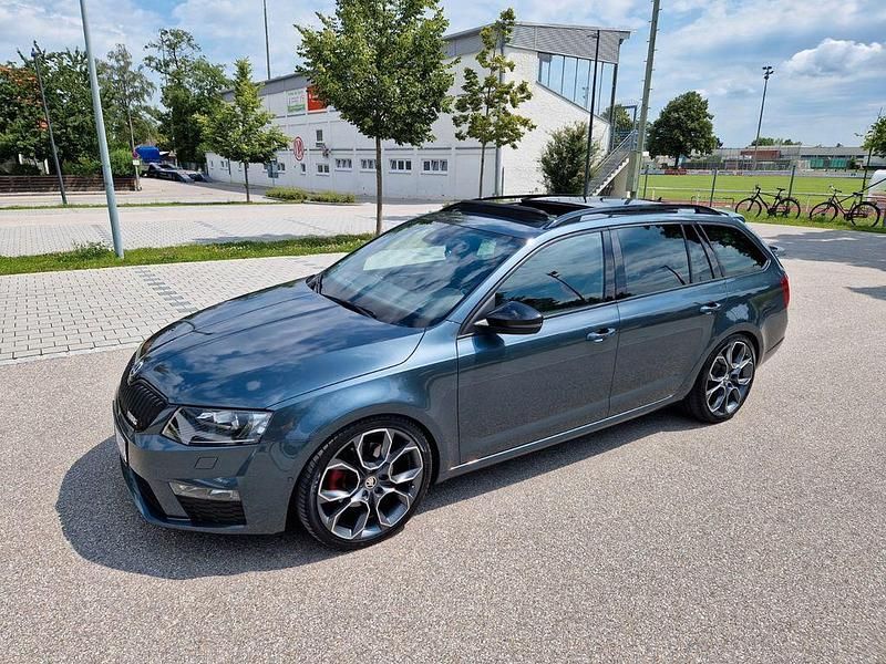 Gebraucht Skoda Octavia RS 184 PS (135 kW) 2016 Grün Kleinwagen