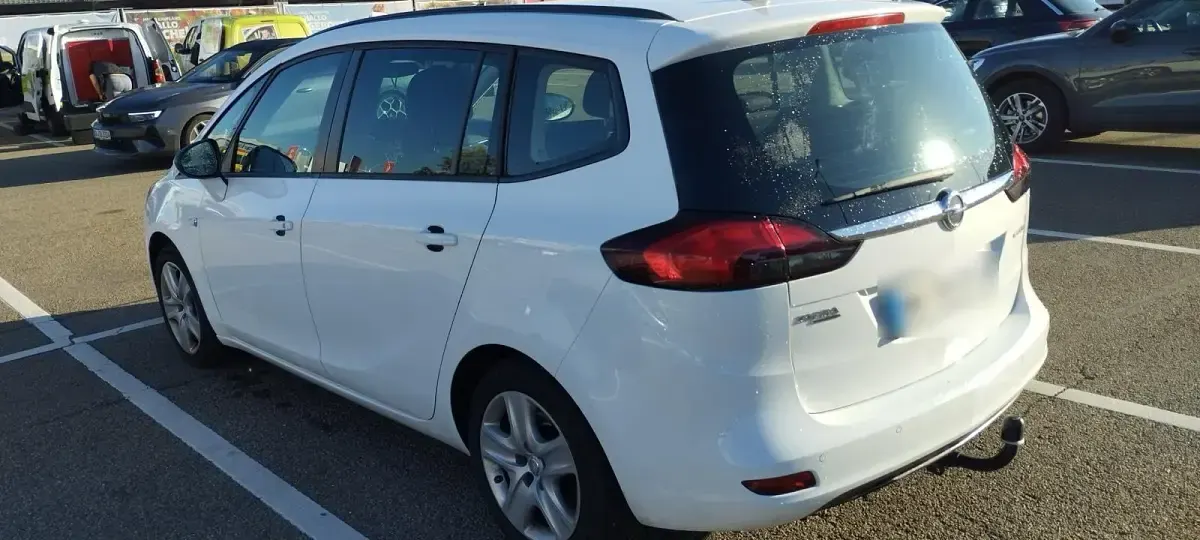 Gebraucht Opel Zafira 136 PS (100 kW) 2014 Weiß Van / Kleinbus