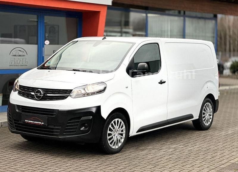 Weiß Gebraucht 2023 Opel Vivaro Edition Van | 17.990 € (Superpreis) - Bild 1/4