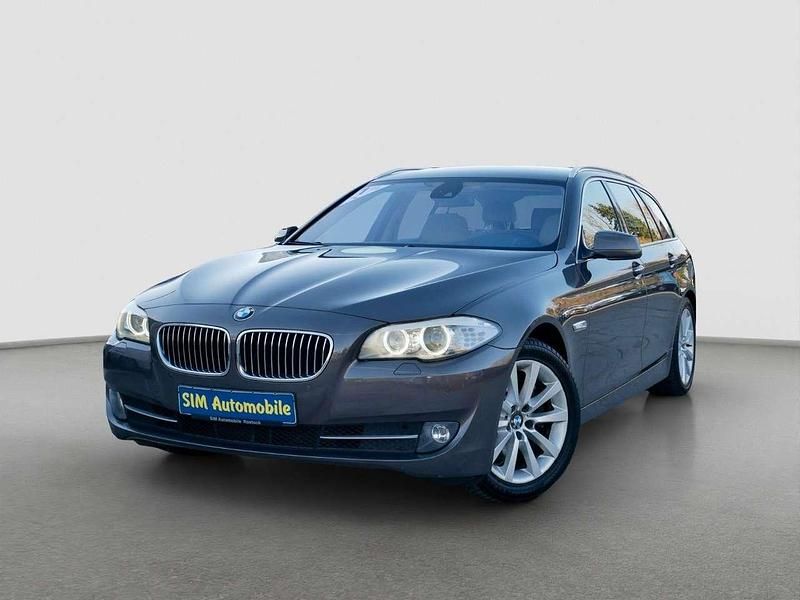 Havanna Gebraucht 2012 BMW 530 Comfort Edition Kombi | 13.490 € (Fairer Preis) - Bild 1/4