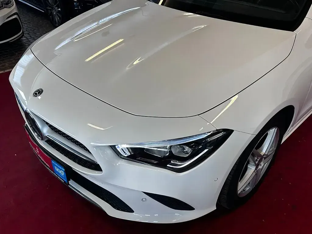 Gebraucht Mercedes CLA200 163 PS (119 kW) 2019 Polarweiss  unilack Coupé