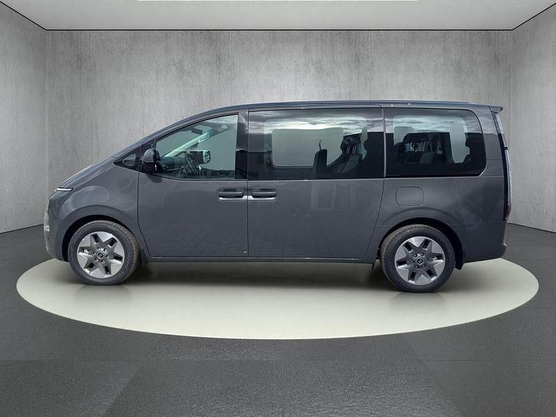 Neu Hyundai Staria Trend 224 PS (164 kW) 2026 Grau Van / Kleinbus