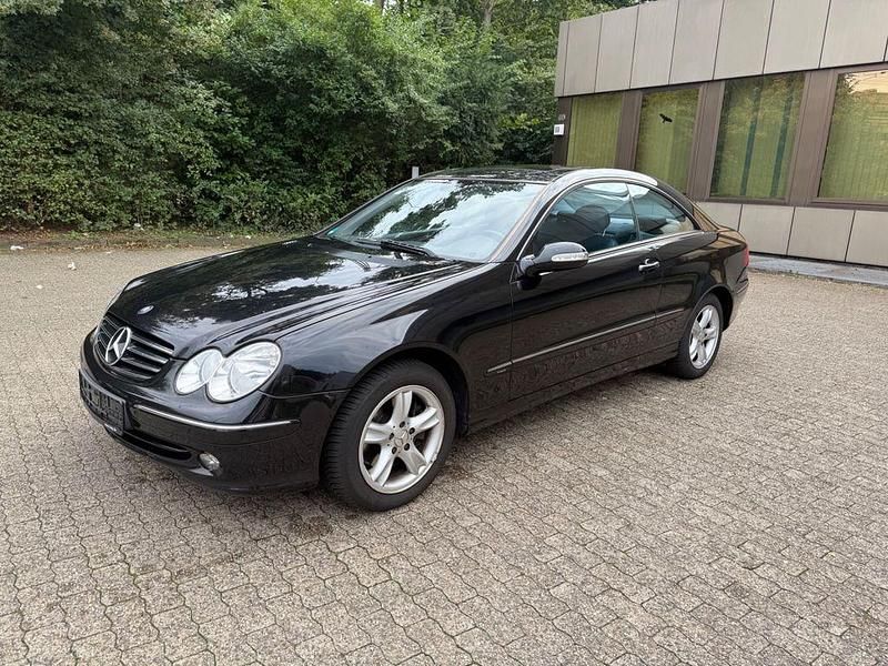 Schwarz Gebraucht 2004 Mercedes CLK240 Avantgarde Coupé | 2.999 € (Fairer Preis) - Bild 1/4