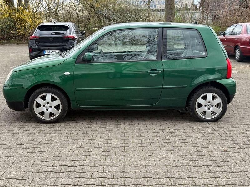 Gebraucht VW Lupo Basis 75 PS (55 kW) 2000 Grün Kleinwagen