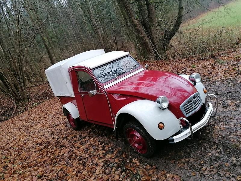 Gebraucht Citroën 2CV 28 PS (20 kW) 1982 Rot Limousine