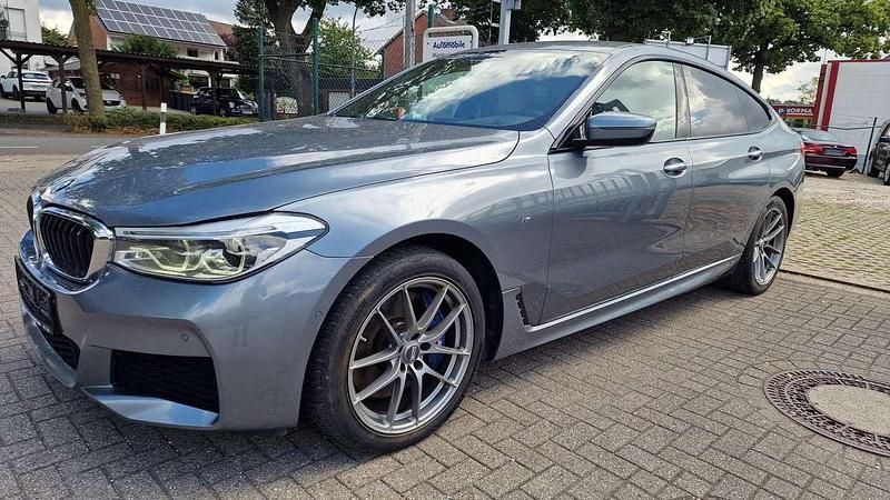 Silber grau met. Gebraucht 2017 BMW 630 M Sport Coupé | 18.550 € - Bild 1/4