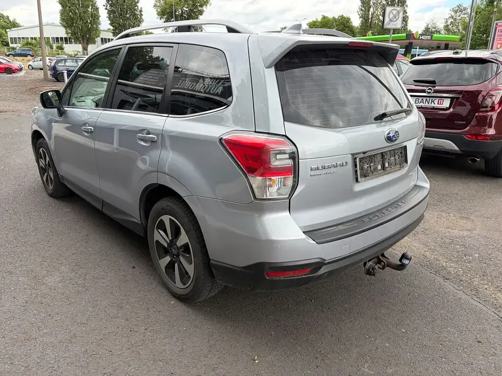 Gebraucht Subaru Forester Exclusive+ 147 PS (108 kW) 2016 Silber SUV