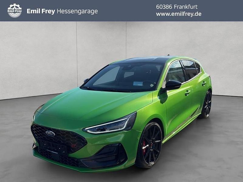 Grün Gebraucht 2024 Ford Focus ST Limousine | 34.250 € (Fairer Preis) - Bild 1/4