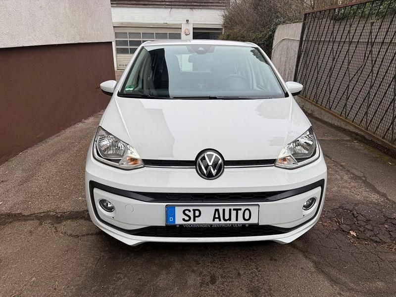 Second-hand VW up! 65 CP (47 kW) 2020 Alb Hatchback