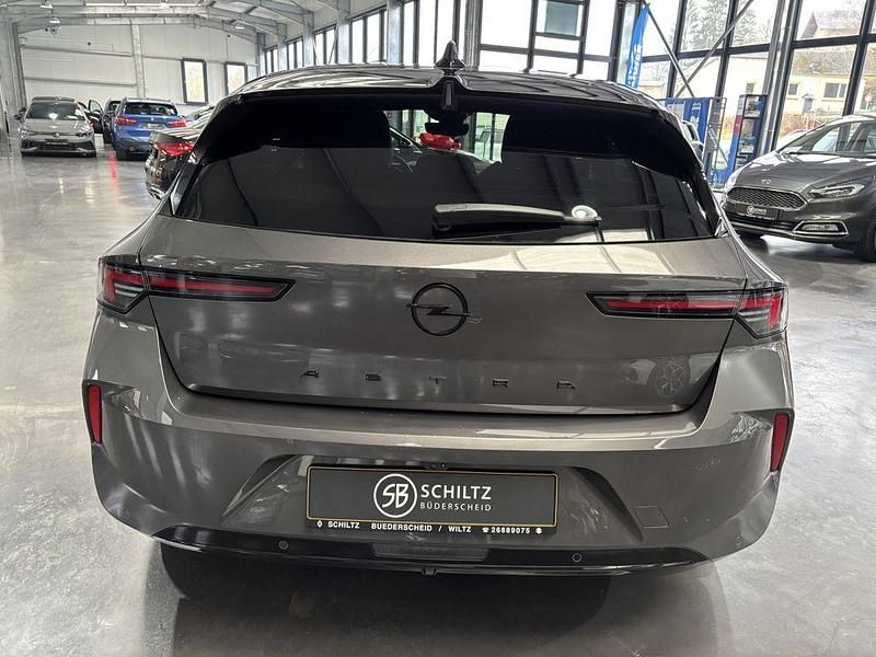 Gebraucht Opel Astra 131 PS (96 kW) 2024 Grau Limousine