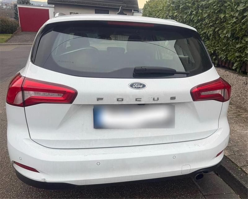 Gebraucht Ford Focus 2020 Weiß Kombi