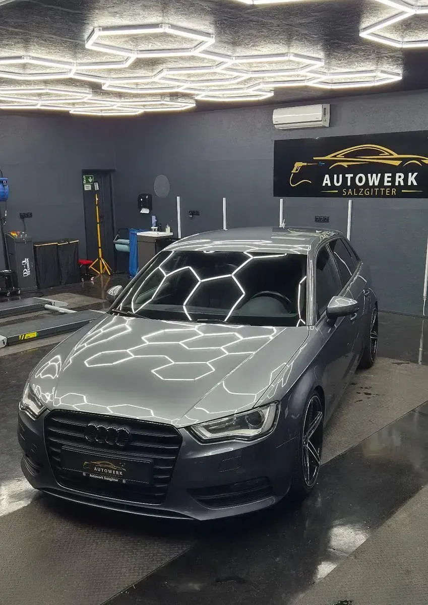 Gebraucht Audi A3 Sportback Ambition 150 PS (110 kW) 2014 Grau Kleinwagen
