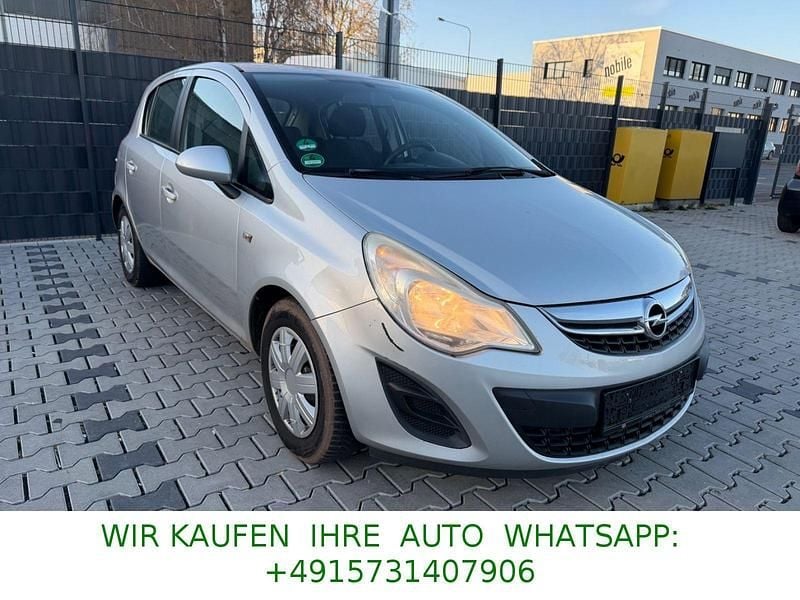 Gebraucht Opel Corsa Active 86 PS (63 kW) 2013 Silber Kleinwagen