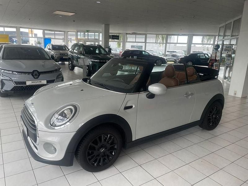 Gebraucht Mini One Cabriolet Chili 102 PS (75 kW) 2019 Silber Cabrio