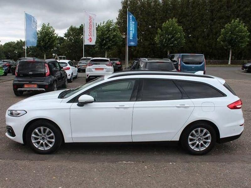 Weiß Gebraucht 2022 Ford Mondeo Business Edition Limousine | 18.490 € (Fairer Preis) - Bild 1/4