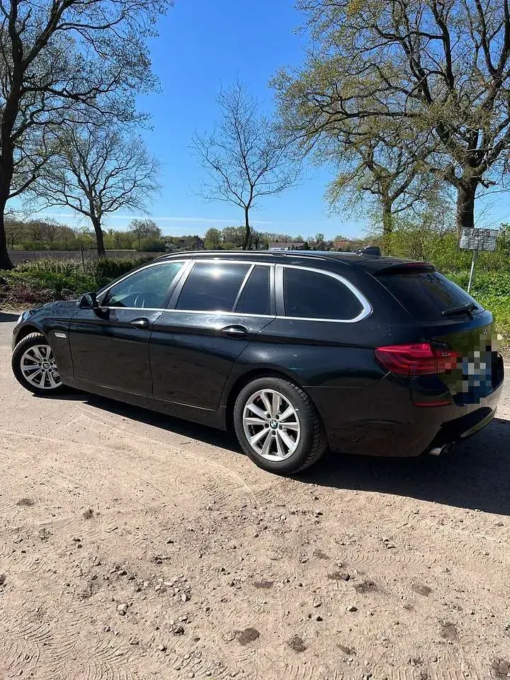 Gebraucht BMW 520 190 PS (139 kW) 2013 Schwarz Kombi