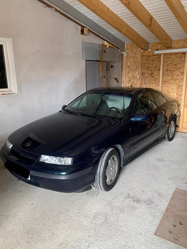 Grün Gebraucht 1992 Opel Calibra Coupé | 8.000 € - Bild 1/4