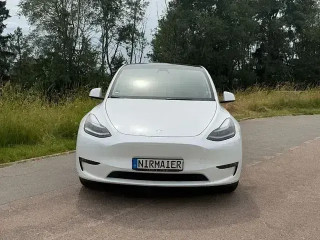 Gebraucht Tesla Model Y 378 kW (514 PS) 2023 Weiß SUV