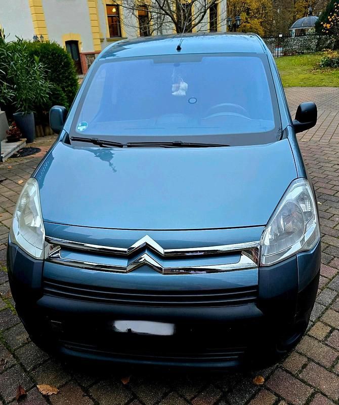 Blau Gebraucht 2009 Citroën Berlingo Van / Kleinbus | 7.000 € - Bild 1/4
