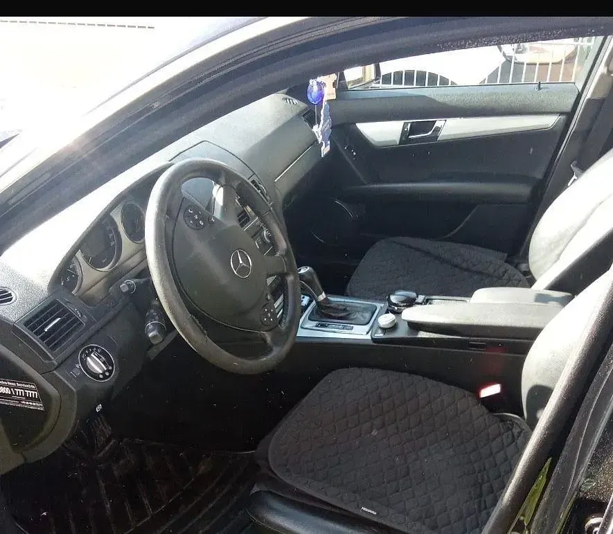 Gebraucht Mercedes C220 170 PS (125 kW) 2009 Schwarz Kombi