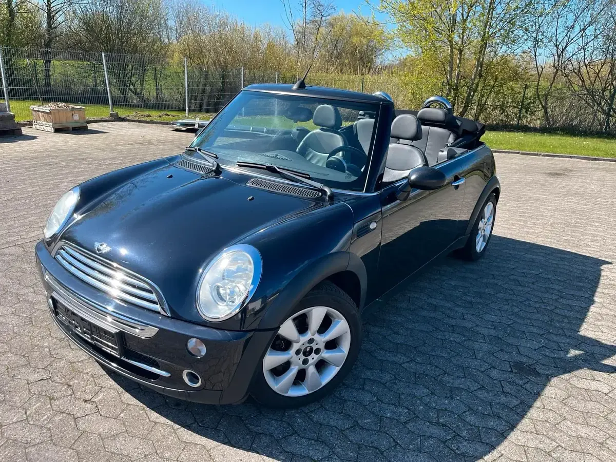 Usata Mini Cooper Cabriolet 90 CV (66 kW) 2007 Nero Cabrio