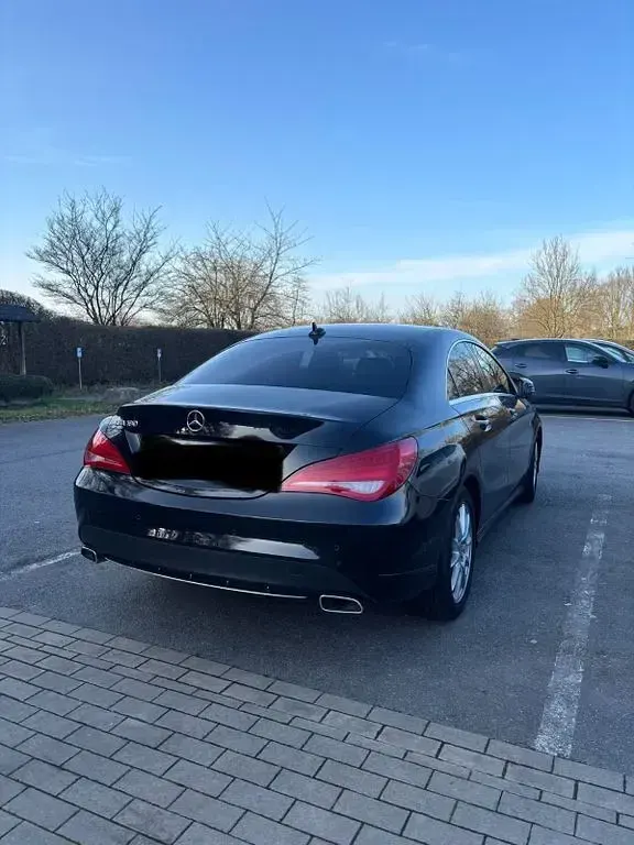 Gebraucht Mercedes CLA180 Urban 122 PS (89 kW) 2015 Schwarz Limousine