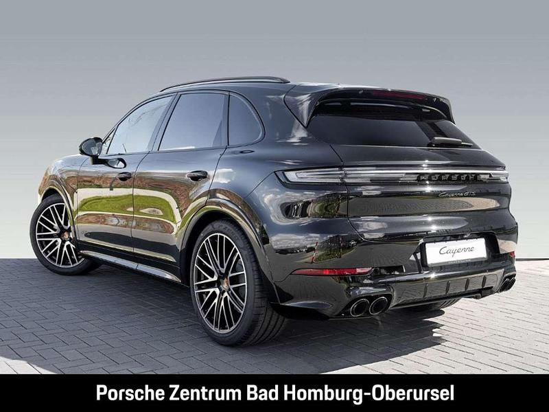 Neu Porsche Cayenne GTS 500 PS (367 kW) 2026 Schwarz SUV
