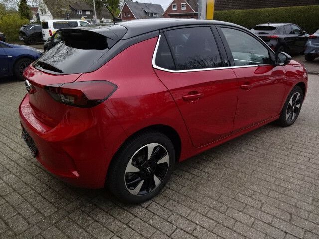 Gebraucht Opel Corsa-e Elegance 100 kW (136 PS) 2023 Lackierung peperoncino red/typ Kleinwagen