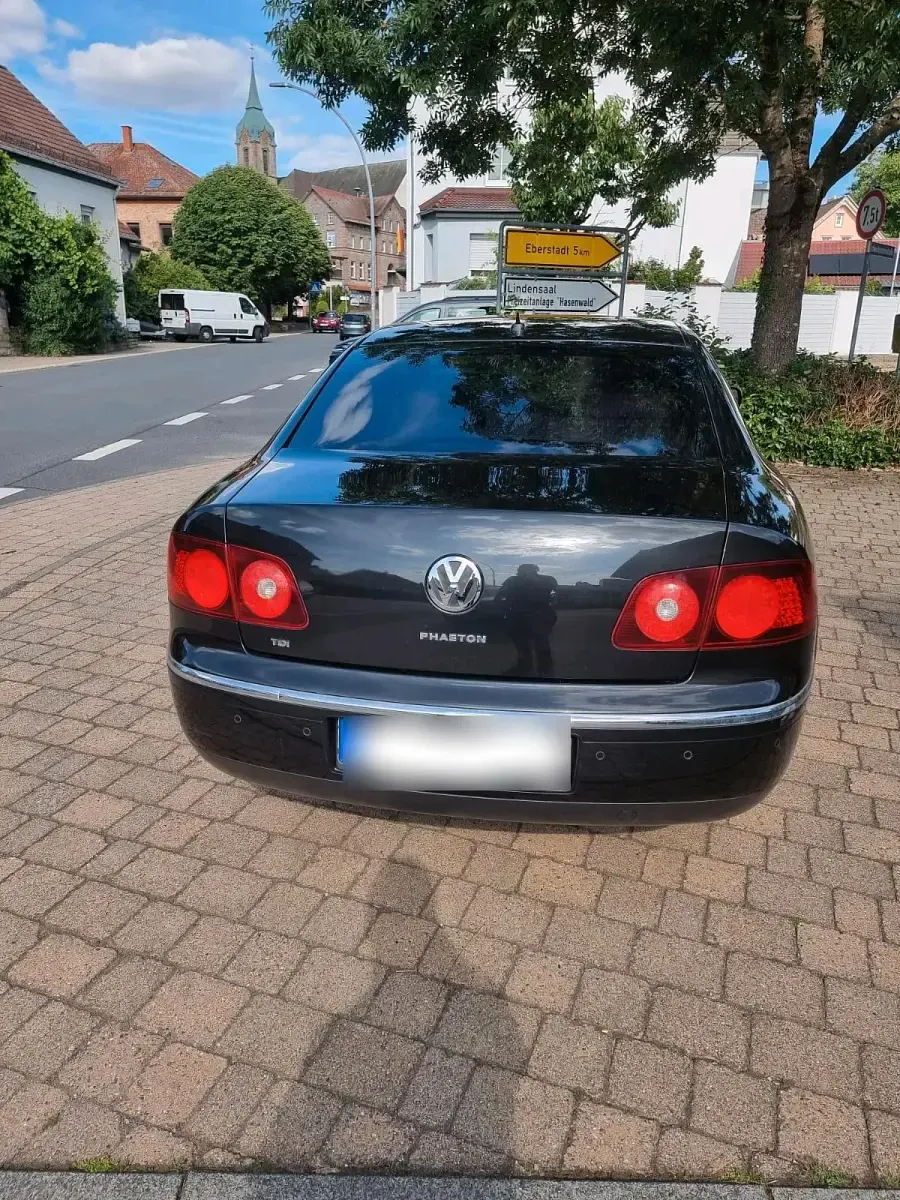 Gebraucht VW Phaeton 232 PS (170 kW) 2007 Schwarz Limousine