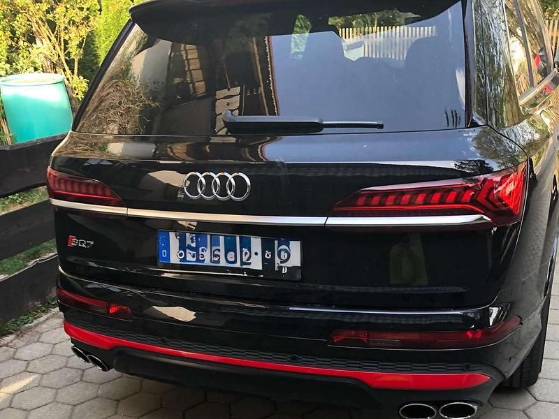 Gebraucht Audi SQ7 435 PS (319 kW) 2019 Schwarz SUV