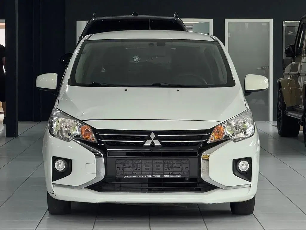 Gebraucht Mitsubishi Space Star Select 71 PS (52 kW) 2022 Weiß Kleinwagen