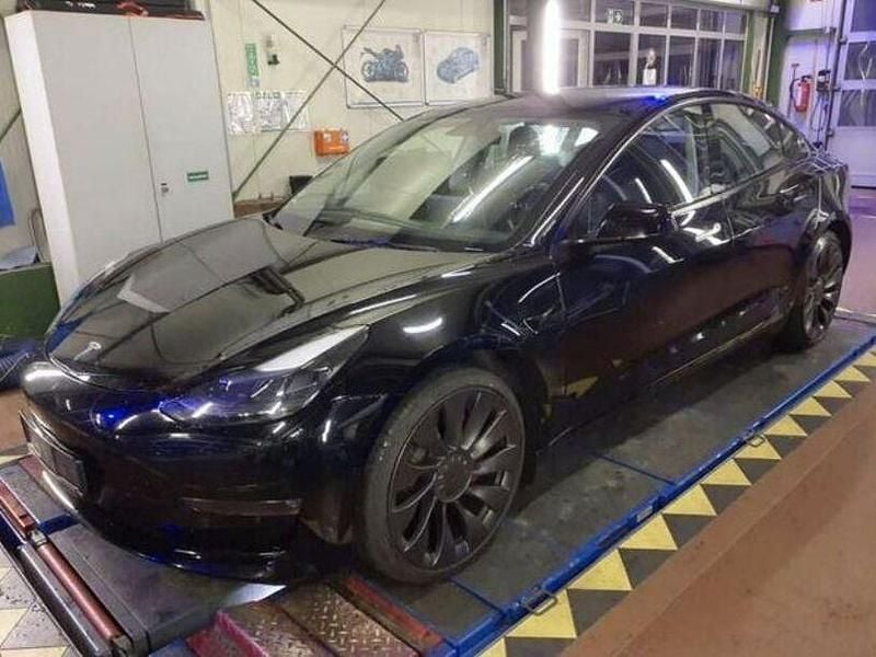 Gebraucht Tesla Model 3 Performance 377 kW (513 PS) 2021 Solid black Limousine