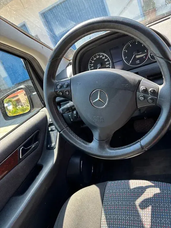 Gebraucht Mercedes A150 Elegance 95 PS (69 kW) 2008 Schwarz Van / Kleinbus