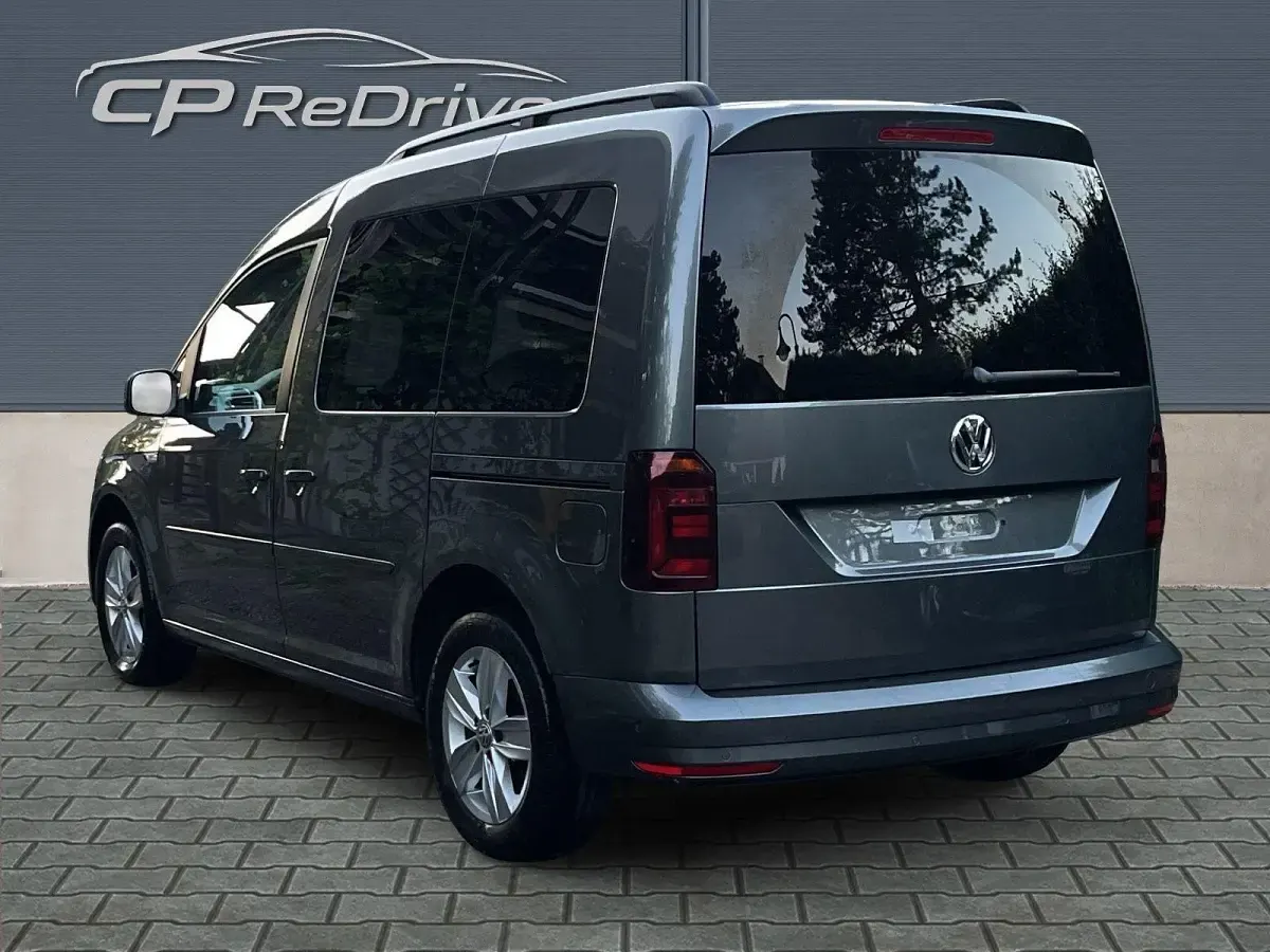 Gebraucht VW Caddy Comfortline 150 PS (110 kW) 2015 Grau Van / Kleinbus