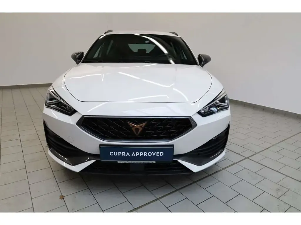 Używany Cupra Leon 245 KM (180 kW) 2023 Biały Kombi