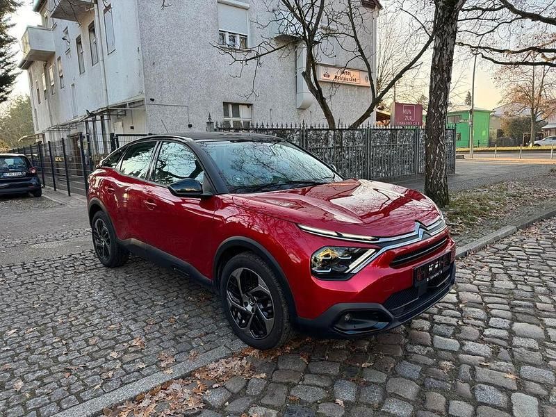 Gebraucht Citroën C4 Feel 131 PS (96 kW) 2023 Rot SUV