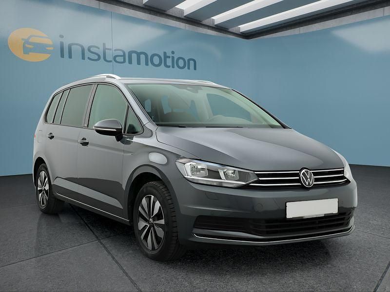 Gebraucht VW Touran 122 PS (89 kW) 2024 Grau Van / Kleinbus
