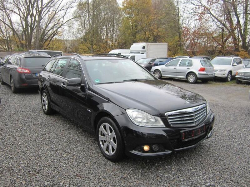 Gebraucht Mercedes C200 136 PS (100 kW) 2011 Schwarz Kombi
