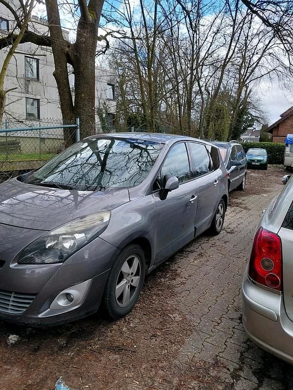 Gebraucht Renault Scénic III 110 PS (80 kW) 2010 Grau Van / Kleinbus