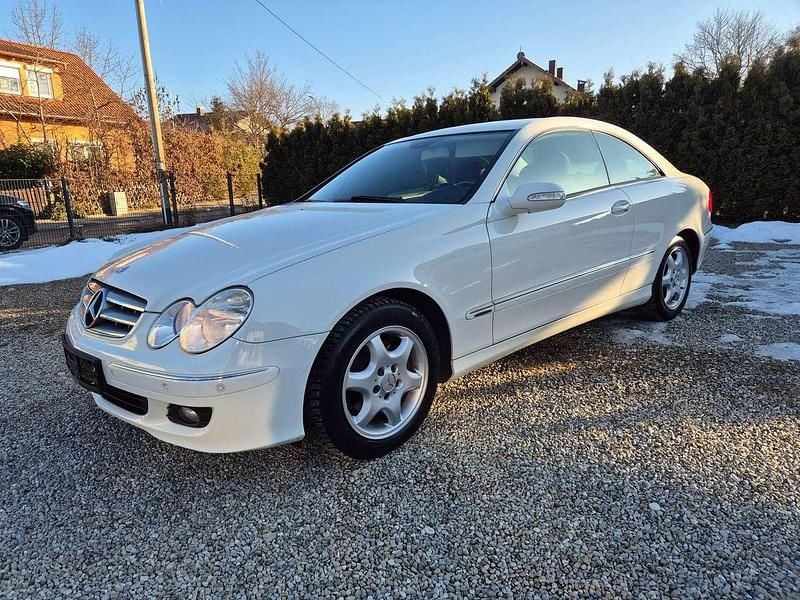 Gebraucht Mercedes CLK200 184 PS (135 kW) 2008 Calcitweiss  unilack Coupé