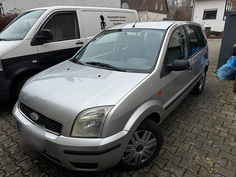 Silber Gebraucht 2002 Ford Fusion Kleinwagen | 800 € (Guter Preis) - Bild 1/4