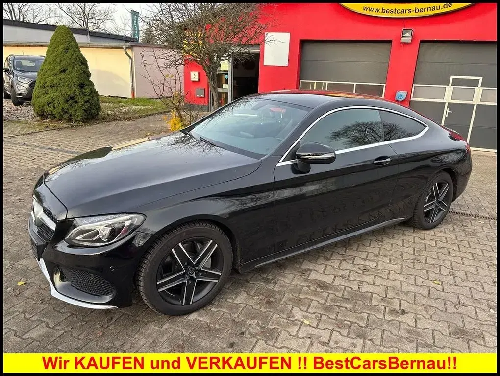 Gebraucht Mercedes C180 AMG 156 PS (114 kW) 2016 Schwarz Coupé