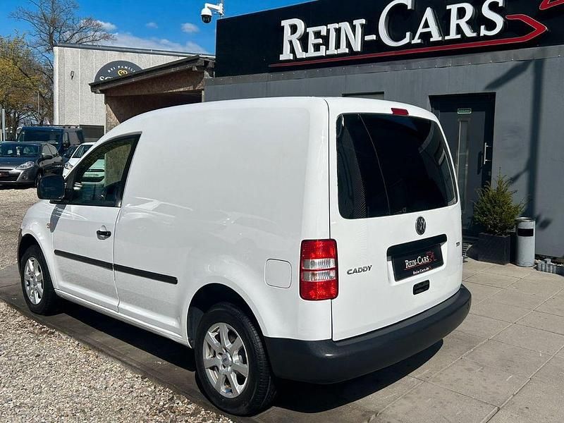Begagnad VW Caddy S 75 HK (55 kW) 2012 Vit Minibuss