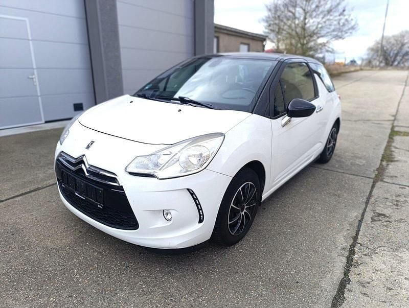 Gebraucht Citroën DS3 95 PS (69 kW) 2010 Weiß Kleinwagen