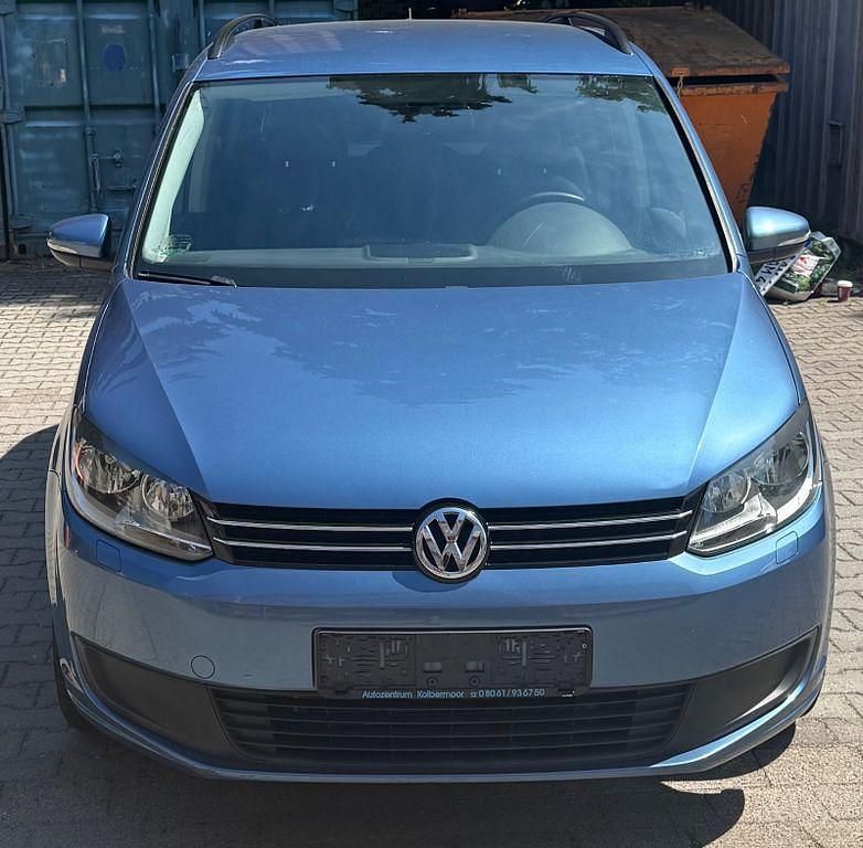 Blau Gebraucht 2011 VW Touran Comfortline Van / Kleinbus | 5.650 € (Guter Preis) - Bild 1/4