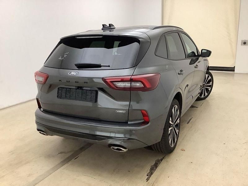 Gebraucht Ford Kuga ST-Line X 242 PS (177 kW) 2024 Grau SUV